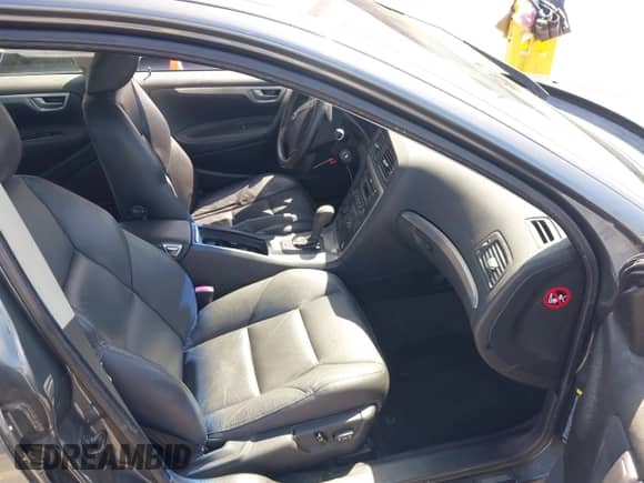 2009 Volvo S60 2.5T with VIN YV1RS592792725321, listed as a IAAI auction lot 42598987 with 127,678 mi miles and . Bid and sale history available at DreamBid. Image 5.