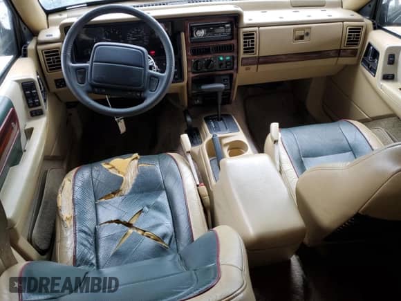 1995 Jeep Grand Cherokee Limited с VIN 1J4GZ78S1SC528371, выставлен на аукционе Copart как лот 82498135 с пробегом 189 500 миль миль и Списание • Salvage title. История ставок и продаж доступна на DreamBid. Изображение 8.