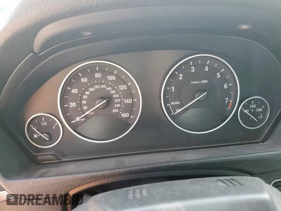 2015 BMW 4 Series 428i z VIN WBA3V7C53F5A24089, wystawiony jako Copart lot #59936155 z przebiegiem Nie podano mil oraz Szkoda całkowita • Salvage title. Historia ofert i sprzedaży dostępna na DreamBid. Obrazek 9.