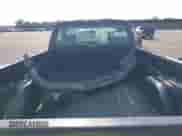 2005 GMC Sierra 1500 Work Truck z VIN 1GTEC14X05Z190508, wystawiony jako IAAI lot #42404098 z przebiegiem 169 043 mil mil oraz . Historia ofert i sprzedaży dostępna na DreamBid. Obrazek 8.