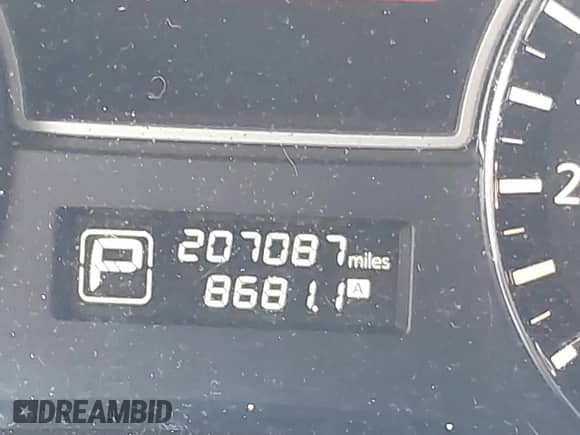 2015 Nissan Pathfinder SV с VIN 5N1AR2MN8FC723996, выставлен на аукционе IAAI как лот 42949498 с пробегом 207 087 миль миль и . История ставок и продаж доступна на DreamBid. Изображение 15.