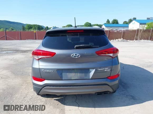 2016 Hyundai Tucson Limited with VIN KM8J3CA28GU023182, listed as a IAAI auction lot 42500064 with 127,938 mi miles and . Bid and sale history available at DreamBid. Image 17.
