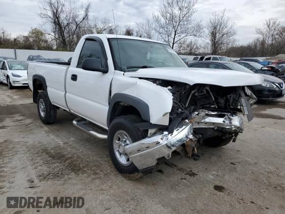 2007 Chevrolet Silverado 2500HD Work Truck z VIN 1GCHC24U57E150220, wystawiony jako Copart lot #82593304 z przebiegiem Nie podano mil oraz Szkoda całkowita • Salvage title. Historia ofert i sprzedaży dostępna na DreamBid. Obrazek 4.