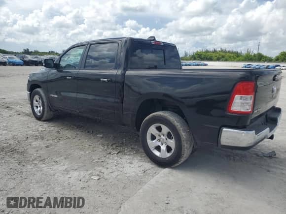 2020 Ram 1500 Big Horn z VIN 1C6RREFG2LN405483, wystawiony jako Copart lot #64309925 z przebiegiem 6 587 mil mil oraz Szkoda całkowita • Salvage title. Historia ofert i sprzedaży dostępna na DreamBid. Obrazek 2.