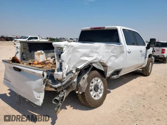 2025 Chevrolet Silverado 2500HD LT with VIN 1GC1KNEY0SF230762, listed as a Copart auction lot 68710535 with Not provided miles and Salvage title. Bid and sale history available at DreamBid. Image 3.