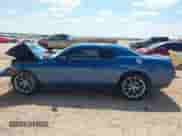 2022 Dodge Challenger GT z VIN 2C3CDZJG7NH143584, wystawiony jako IAAI lot #43064672 z przebiegiem Nie podano mil oraz . Historia ofert i sprzedaży dostępna na DreamBid. Obrazek 14.