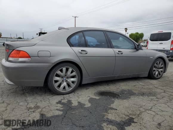 2004 BMW 7 Series with VIN WBAGL63534DP72679, listed as a Copart auction lot 48089885 with 145,380 mi miles and Clean title. Bid and sale history available at DreamBid. Image 3.