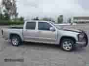 2009 Chevrolet Colorado 1LT с VIN 1GCCS139298114720, выставлен на аукционе IAAI как лот 42057741 с пробегом 89 077 миль миль и . История ставок и продаж доступна на DreamBid. Изображение 14.