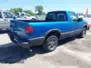 2000 Chevrolet S-10 с VIN 1GCCS1454YK284347, выставлен на аукционе IAAI как лот 42807191 с пробегом 245 512 миль миль и . История ставок и продаж доступна на DreamBid. Изображение 4.