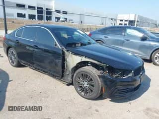 2019 BMW 5 Series 530i with VIN WBAJA5C56KBX87241, listed as a IAAI auction lot 42895525 with 60,349 mi miles and . Bid and sale history available at DreamBid. Image 1.