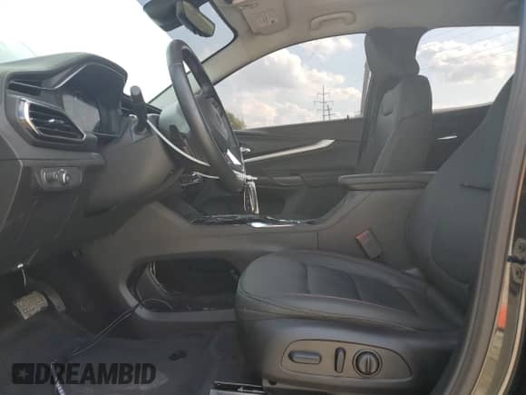 2023 Chevrolet Bolt EUV Premier с VIN 1G1FZ6S05P4148673, выставлен на аукционе Copart как лот 69612545 с пробегом 36 874 миль миль и Списание • Salvage title. История ставок и продаж доступна на DreamBid. Изображение 7.