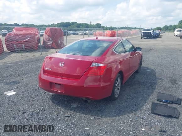 2009 Honda Accord EX-L с VIN 1HGCS12899A026072, выставлен на аукционе IAAI как лот 42721181 с пробегом 178 925 миль миль и . История ставок и продаж доступна на DreamBid. Изображение 4.