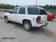 2002 Chevrolet TrailBlazer LTZ z VIN 1GNDT13S622278069, wystawiony jako IAAI lot #42296553 z przebiegiem 144 037 mil mil oraz . Historia ofert i sprzedaży dostępna na DreamBid. Obrazek 3.
