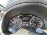 2015 Nissan Altima SV z VIN 1N4AL3AP8FC123311, wystawiony jako Copart lot #70855825 z przebiegiem 147 284 mil mil oraz Szkoda całkowita • Salvage title. Historia ofert i sprzedaży dostępna na DreamBid. Obrazek 9.