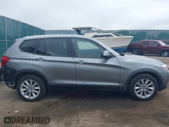 2015 BMW X3 sDrive28i с VIN 5UXWZ7C50F0M83190, выставлен на аукционе IAAI как лот 42264006 с пробегом 176 432 миль миль и . История ставок и продаж доступна на DreamBid. Изображение 14.