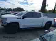 2021 GMC Sierra 1500 Elevation z VIN 3GTP8CED9MG430826, wystawiony jako IAAI lot #43359054 z przebiegiem 59 941 mil mil oraz . Historia ofert i sprzedaży dostępna na DreamBid. Obrazek 15.