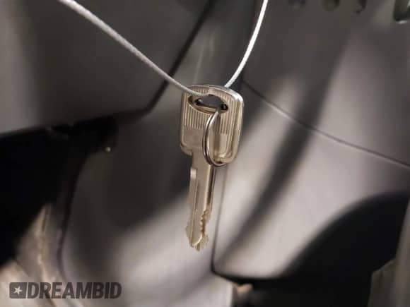 2004 Ford Econoline Cargo with VIN 1FTSS34L24HB31415, listed as a IAAI auction lot 41228686 with 283,620 mi miles and . Bid and sale history available at DreamBid. Image 11.