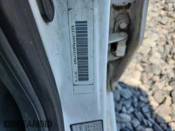 1998 Hyundai Elantra с VIN KMHJF24M9WU661258, выставлен на аукционе Copart как лот 80200505 с пробегом 137 831 миль миль и Списание • Salvage title. История ставок и продаж доступна на DreamBid. Изображение 12.