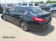 2016 Nissan Altima S z VIN 1N4AL3AP7GC222008, wystawiony jako IAAI lot #42943712 z przebiegiem 197 041 mil mil oraz . Historia ofert i sprzedaży dostępna na DreamBid. Obrazek 3.