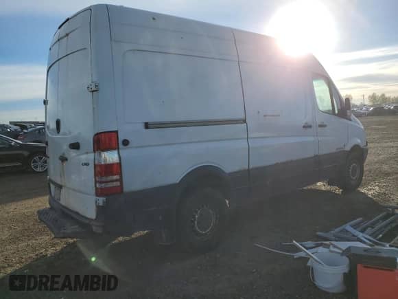 2008 Dodge Sprinter with VIN WD0BE745X85254247, listed as a Copart auction lot 72737944 with Not provided miles and Clean title. Bid and sale history available at DreamBid. Image 3.