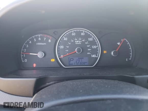 2010 Hyundai Elantra GLS с VIN KMHDU4AD9AU025581, выставлен на аукционе Copart как лот 84248745 с пробегом 172 308 миль миль и Списание • Salvage title. История ставок и продаж доступна на DreamBid. Изображение 9.