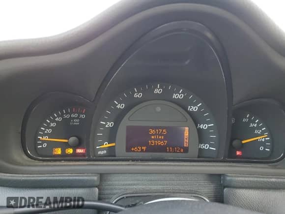 2003 Mercedes-Benz C 320 z VIN WDBRN64J73A505674, wystawiony jako Copart lot #84445735 z przebiegiem 131 967 mil mil oraz Szkoda całkowita • Salvage title. Historia ofert i sprzedaży dostępna na DreamBid. Obrazek 9.