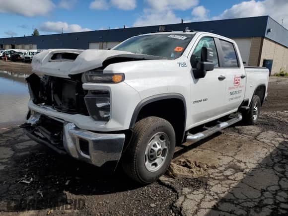 2024 Chevrolet Silverado 2500HD Work Truck с VIN 2GC4YLE75R1139768, выставлен на аукционе Copart как лот 57977715 с пробегом 38 606 миль миль и Списание • Salvage title. История ставок и продаж доступна на DreamBid. Изображение 1.