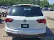 2021 Volkswagen Tiguan SE with VIN 3VV3B7AX3MM135196, listed as a IAAI auction lot 42623615 with 61,600 mi miles and . Bid and sale history available at DreamBid. Image 16.