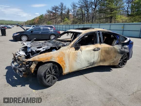 2024 Lexus IS 350 F Sport z VIN JTHBZ1E21R5037572, wystawiony jako Copart lot #56075055 z przebiegiem Nie podano mil oraz Szkoda całkowita • Salvage title. Historia ofert i sprzedaży dostępna na DreamBid. Obrazek 1.