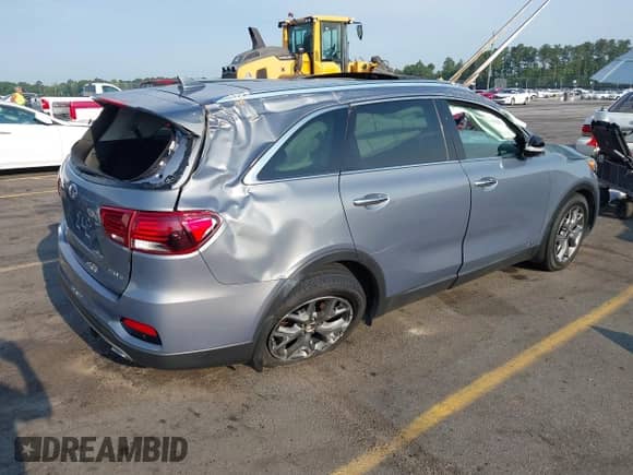 2019 Kia Sorento EX z VIN 5XYPHDA52KG602789, wystawiony jako IAAI lot #42298064 z przebiegiem 78 829 mil mil oraz . Historia ofert i sprzedaży dostępna na DreamBid. Obrazek 4.