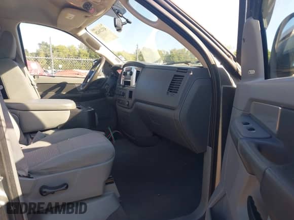 2008 Dodge 1500 SLT с VIN 1D7HU182X8S503415, выставлен на аукционе IAAI как лот 43220628 с пробегом 134 805 миль миль и . История ставок и продаж доступна на DreamBid. Изображение 5.