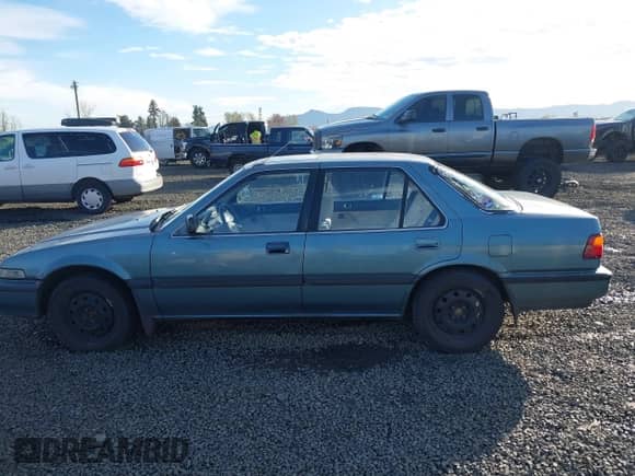 1989 Honda Accord с VIN JHMCA5645KC126050, выставлен на аукционе IAAI как лот 41861589 с пробегом 224 748 миль миль и . История ставок и продаж доступна на DreamBid. Изображение 14.