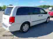 2015 Dodge Grand Caravan American Value с VIN 2C4RDGBG4FR511904, выставлен на аукционе IAAI как лот 42216398 с пробегом 161 962 миль миль и . История ставок и продаж доступна на DreamBid. Изображение 4.