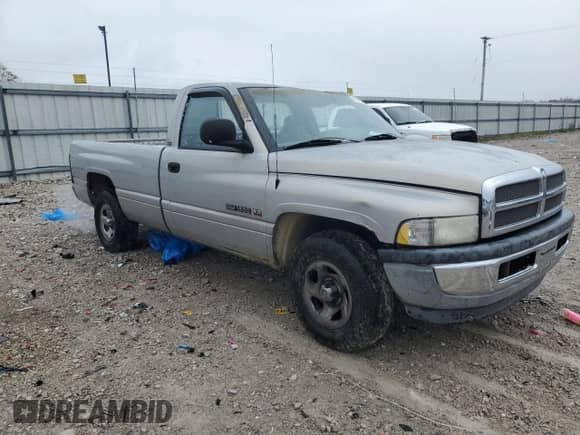 1999 Dodge 1500 с VIN 1B7HC16Y5XS313699, выставлен на аукционе Copart как лот 81491654 с пробегом 177 348 миль миль и Списание • Salvage title. История ставок и продаж доступна на DreamBid. Изображение 4.