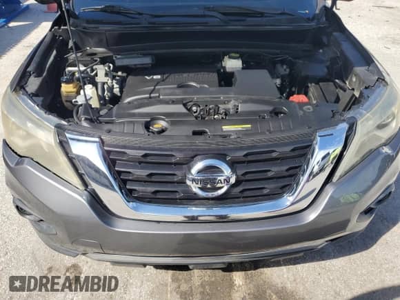 2017 Nissan Pathfinder SV with VIN 5N1DR2MN8HC622747, listed as a Copart auction lot 86187015 with 162,321 mi miles and Clean title. Bid and sale history available at DreamBid. Image 12.