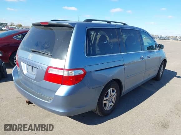2007 Honda Odyssey EX-L z VIN 5FNRL38627B084505, wystawiony jako IAAI lot #43509650 z przebiegiem 236 223 mil mil oraz . Historia ofert i sprzedaży dostępna na DreamBid. Obrazek 4.