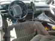 1998 Chevrolet Lumina z VIN 2G1WL52M7W9111876, wystawiony jako Copart lot #69909735 z przebiegiem 56 642 mil mil oraz Szkoda całkowita • Salvage title. Historia ofert i sprzedaży dostępna na DreamBid. Obrazek 8.