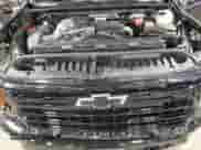 2024 Chevrolet Silverado 3500HD LTZ z VIN 2GC4YUEY3R1199871, wystawiony jako Copart lot #59727175 z przebiegiem Nie podano mil oraz Szkoda całkowita • Salvage title. Historia ofert i sprzedaży dostępna na DreamBid. Obrazek 11.