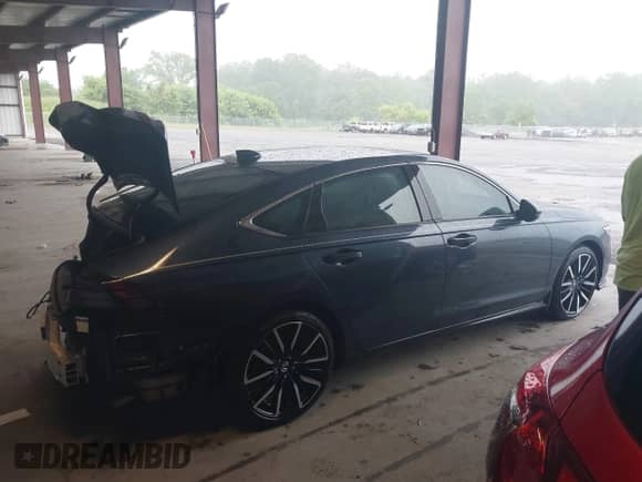 2024 Honda Accord Touring с VIN 1HGCY2F80RA063400, выставлен на аукционе IAAI как лот 42430340 с пробегом 9 229 миль миль и . История ставок и продаж доступна на DreamBid. Изображение 14.