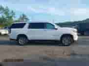 2023 Chevrolet Suburban Premier z VIN 1GNSKFKD8PR369692, wystawiony jako IAAI lot #43217279 z przebiegiem 78 841 mil mil oraz . Historia ofert i sprzedaży dostępna na DreamBid. Obrazek 14.