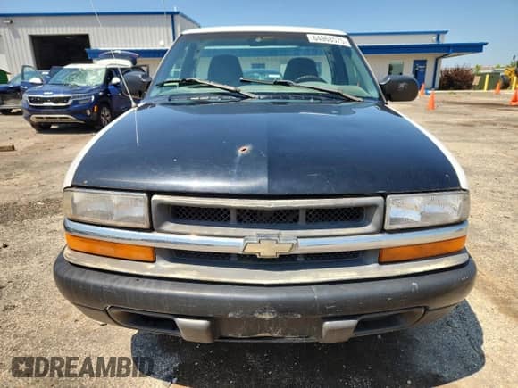 1999 Chevrolet S-10 с VIN 1GCCS1441X8170535, выставлен на аукционе Copart как лот 64968575 с пробегом 99 586 миль миль и Чистый • Clean title. История ставок и продаж доступна на DreamBid. Изображение 5.