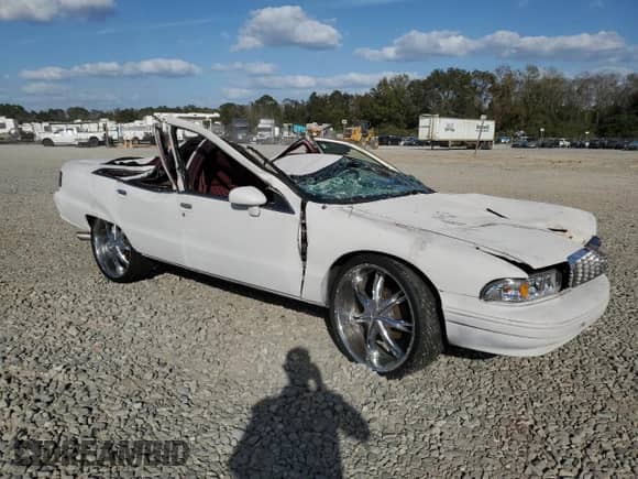 1992 Chevrolet Caprice с VIN 1G1BL53E0NR105654, выставлен на аукционе Copart как лот 78834654 с пробегом Не указан миль и Списание • Salvage title. История ставок и продаж доступна на DreamBid. Изображение 4.