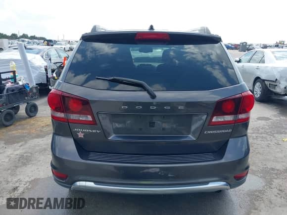 2016 Dodge Journey Crossroad Plus z VIN 3C4PDCGB0GT198975, wystawiony jako IAAI lot #42389875 z przebiegiem 79 552 mil mil oraz . Historia ofert i sprzedaży dostępna na DreamBid. Obrazek 17.
