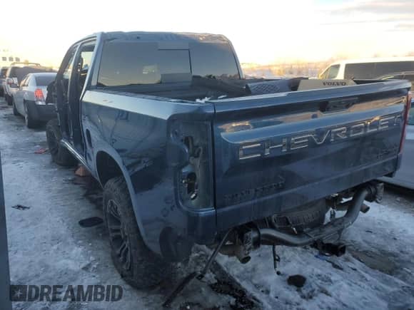 2022 Chevrolet Silverado 1500 High Country с VIN 3GCUDJET3NG671857, выставлен на аукционе Copart как лот 88405645 с пробегом 40 383 миль миль и Списание • Salvage title. История ставок и продаж доступна на DreamBid. Изображение 2.