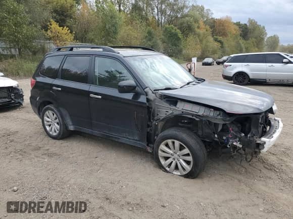 2013 Subaru Forester X Limited z VIN JF2SHAEC7DH430806, wystawiony jako Copart lot #82316925 z przebiegiem 129 387 mil mil oraz Czysty tytuł • Clean title. Historia ofert i sprzedaży dostępna na DreamBid. Obrazek 4.