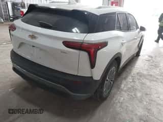 2024 Chevrolet Blazer EV eAWD LT z VIN 3GNKDBRJXRS254607, wystawiony jako IAAI lot #41381501 z przebiegiem 3 727 mil mil oraz . Historia ofert i sprzedaży dostępna na DreamBid. Obrazek 4.