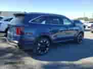 2025 Kia Sorento EX with VIN 5XYRH4JF6SG318566, listed as a Copart auction lot 81044994 with 13 mi miles and Salvage title. Bid and sale history available at DreamBid. Image 3.