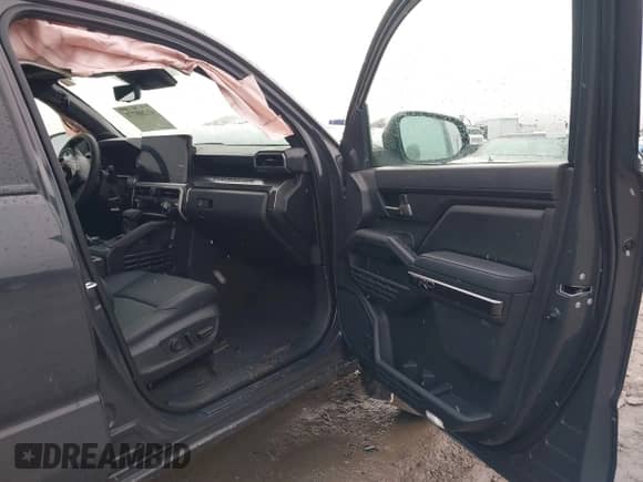 2024 Toyota Tacoma SR5 with VIN 3TMLB5JNXRM055645, listed as a IAAI auction lot 41208771 with 984 mi miles and . Bid and sale history available at DreamBid. Image 5.
