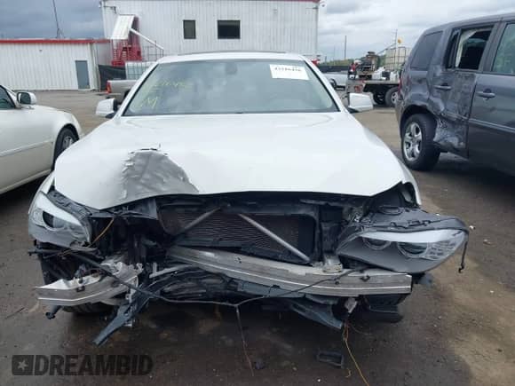 2012 BMW 5 Series 535i xDrive с VIN WBAFU7C55CDU58206, выставлен на аукционе IAAI как лот 43216456 с пробегом 133 612 миль миль и . История ставок и продаж доступна на DreamBid. Изображение 12.