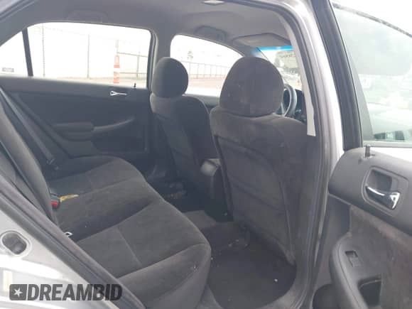 2007 Honda Accord VP с VIN JHMCM56107C009870, выставлен на аукционе IAAI как лот 43426564 с пробегом 160 709 миль миль и . История ставок и продаж доступна на DreamBid. Изображение 8.